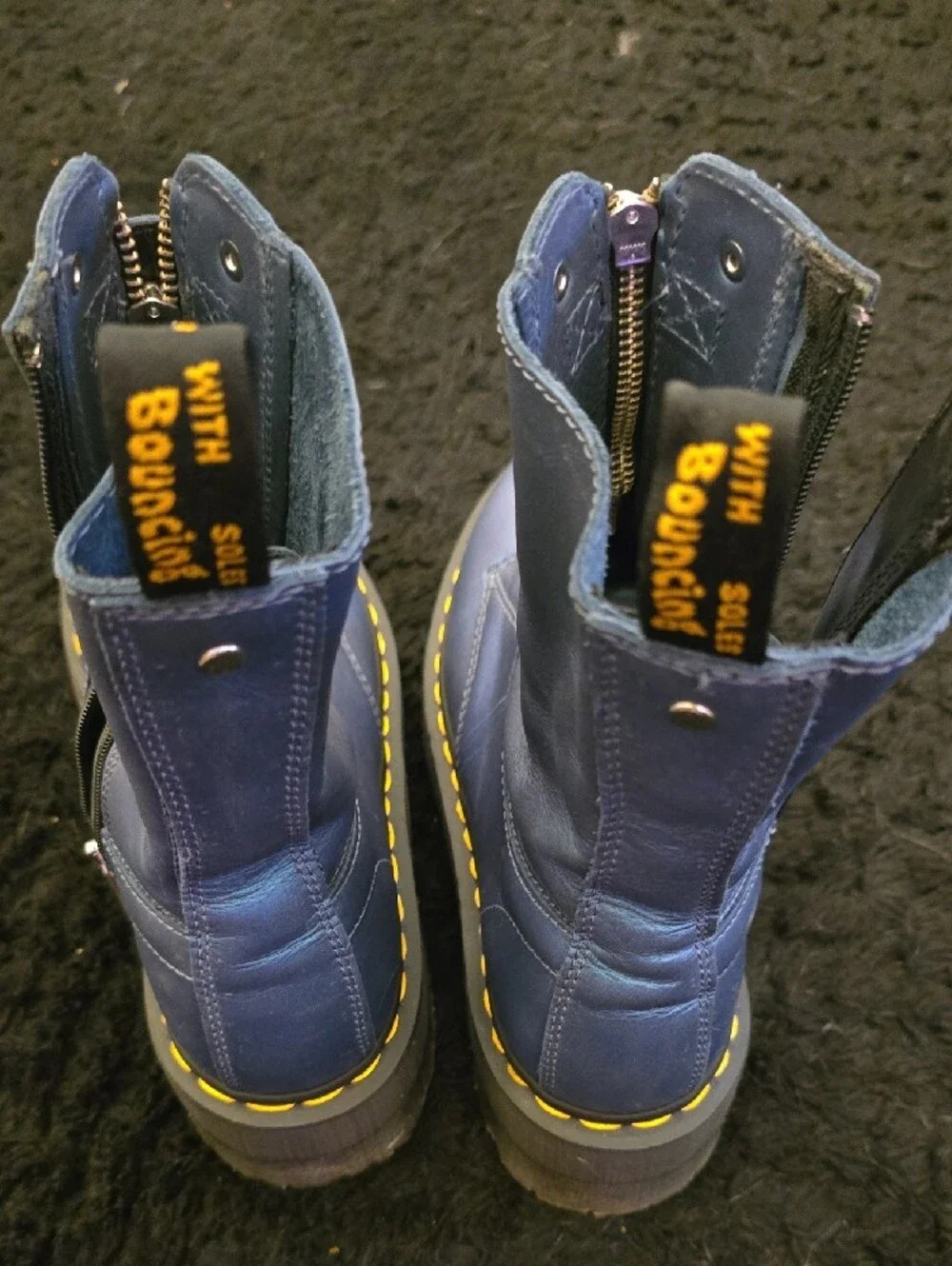 Dr. Martens stylish blue